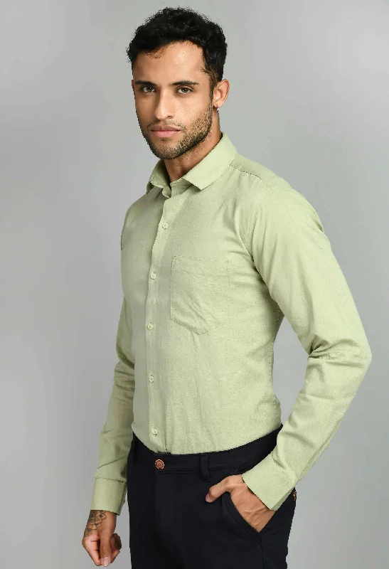 Men's Solid Cotton Oxford Slim Fit Shirt