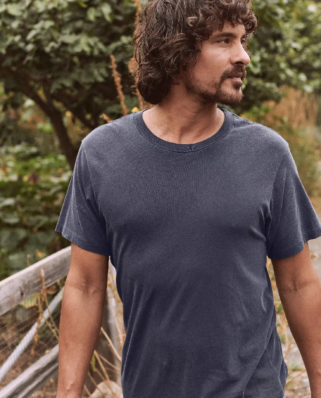 The Men's Slim Tee. -- Washed Navy